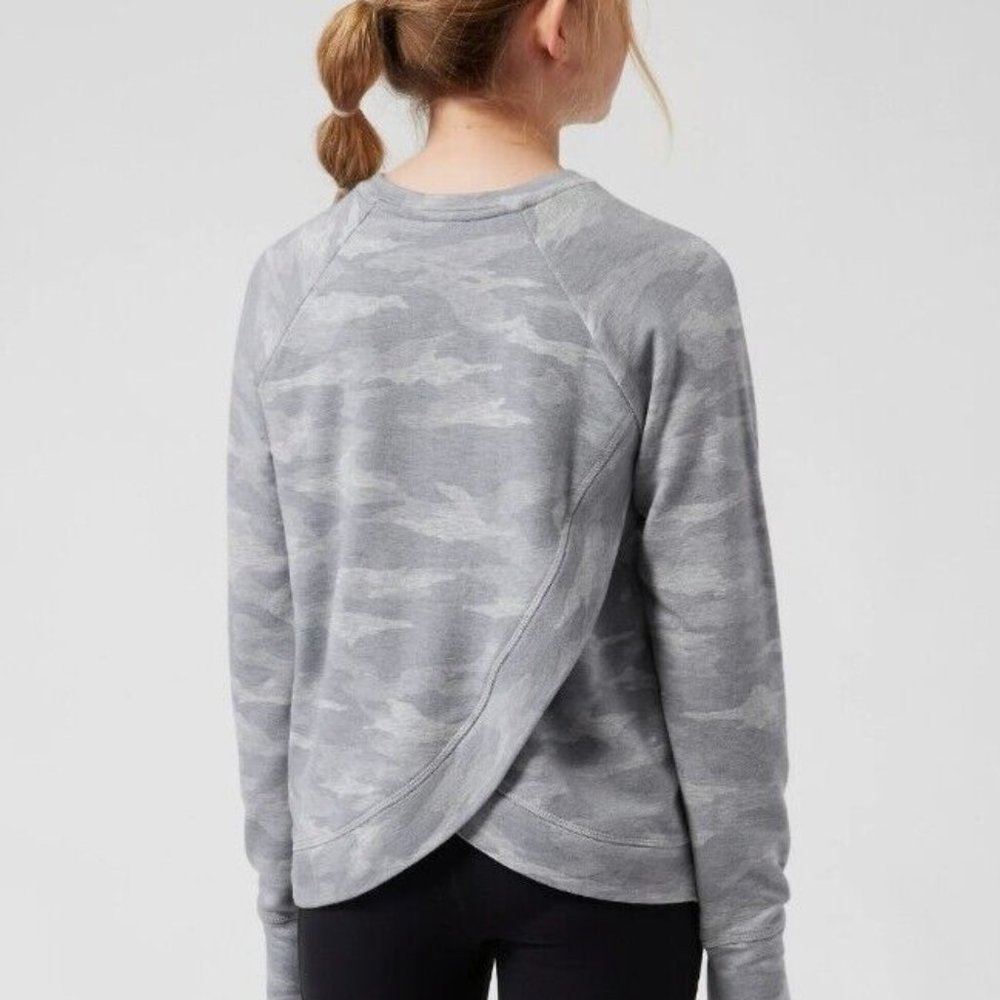 Athleta Girl Cozy Cross Your Fingers Gray Heather CAMO Sweatshirt Size XXL/16